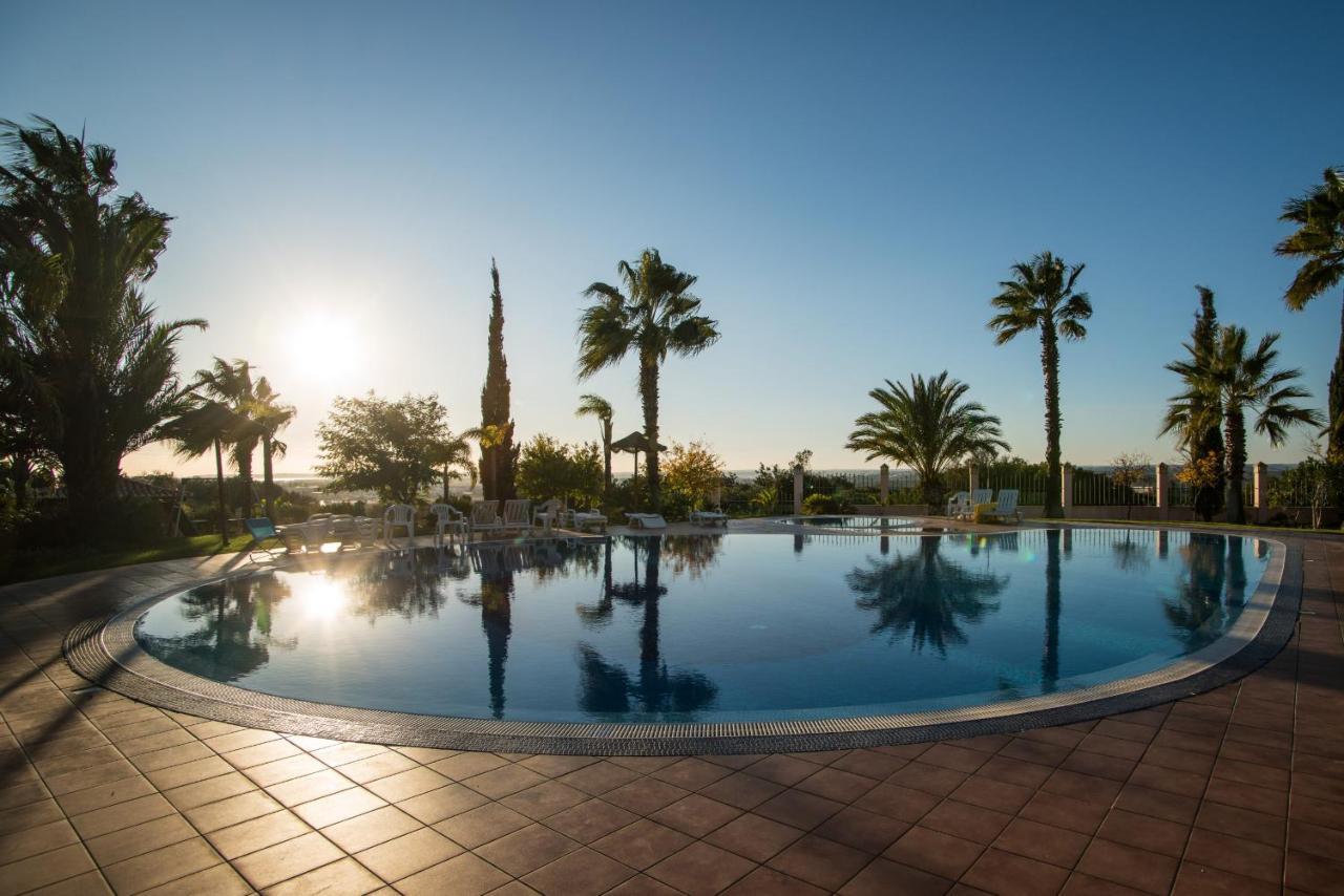 فيلا Portimao Elegant House With Pool By Homing المظهر الخارجي الصورة