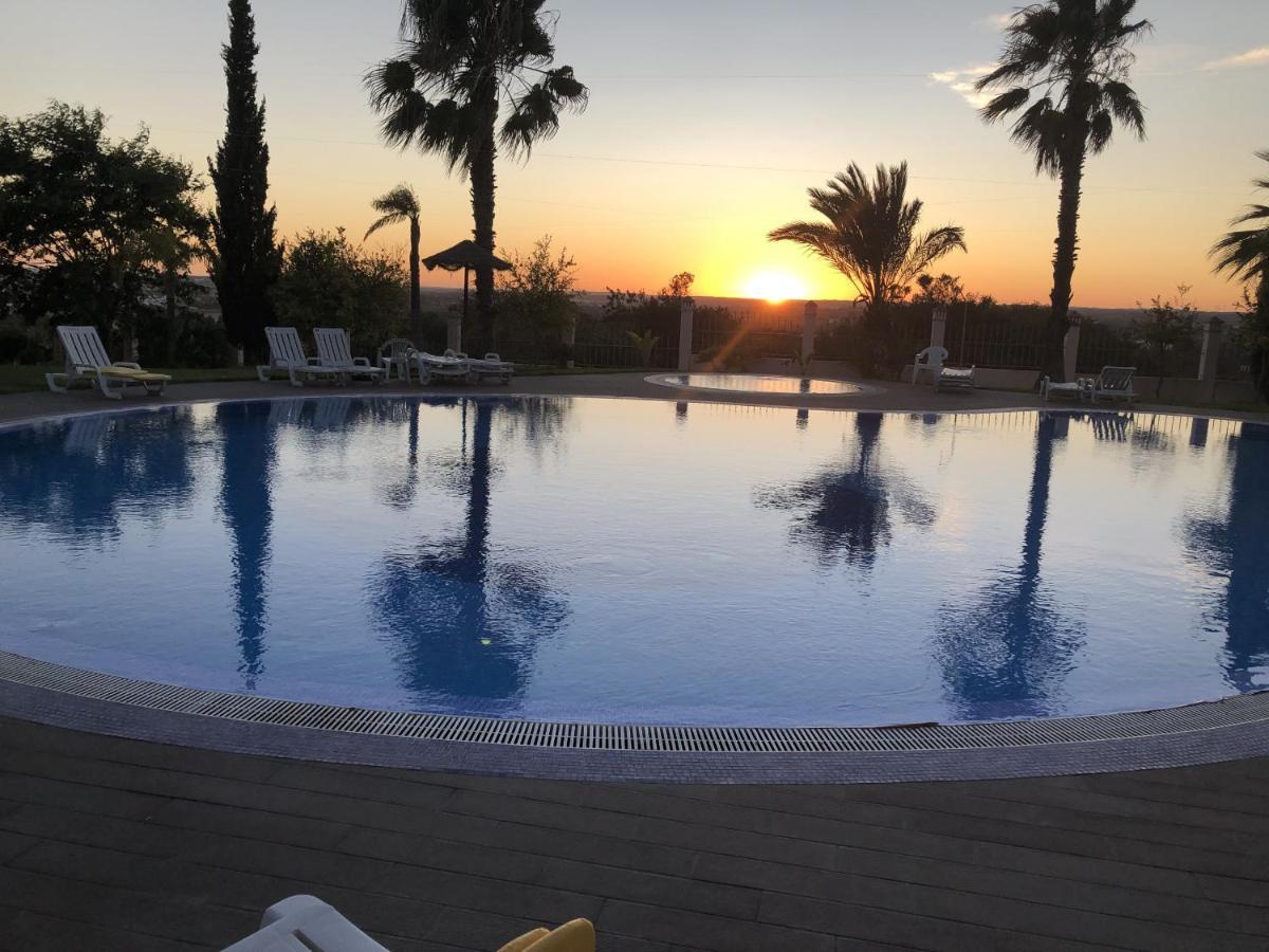 فيلا Portimao Elegant House With Pool By Homing المظهر الخارجي الصورة